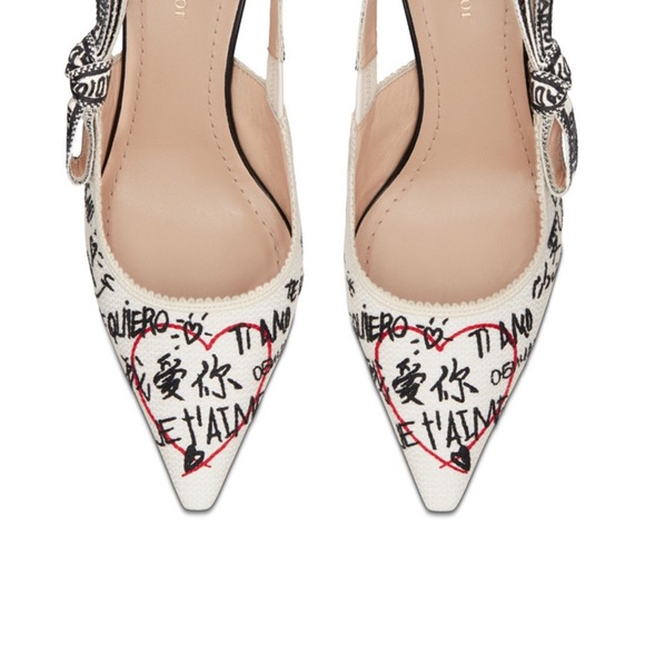 Dior Dioramour Graffiti Embroidery Slingback Pumps in white - Picture 2 of 9